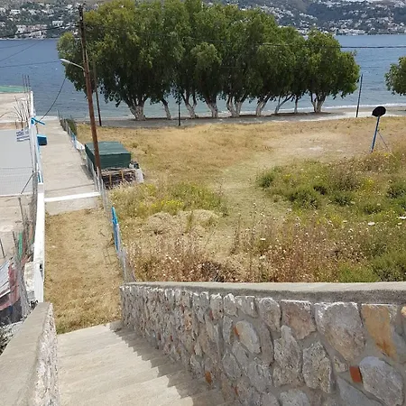 Dimitreli House *